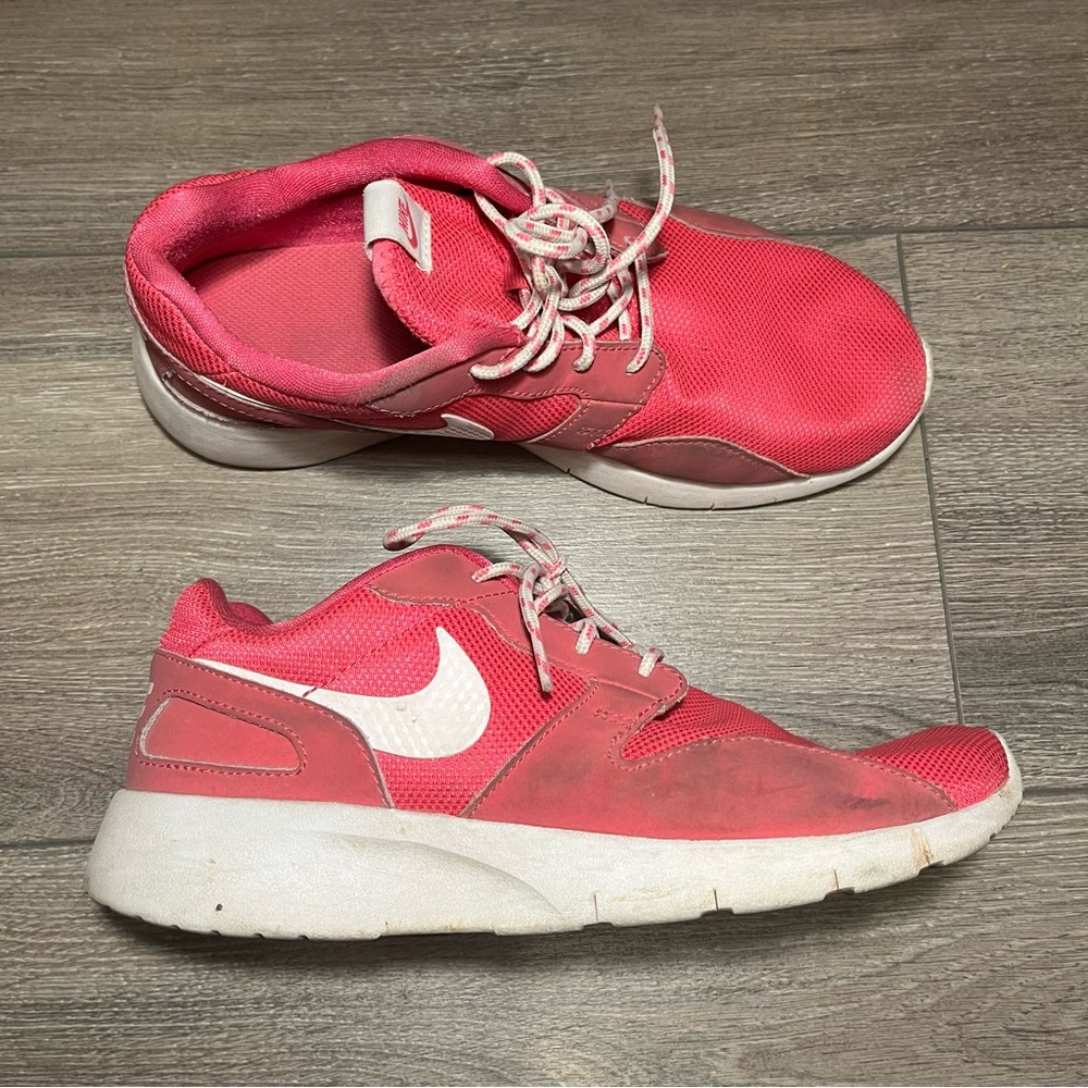 Nike Kaishi pink sneakers